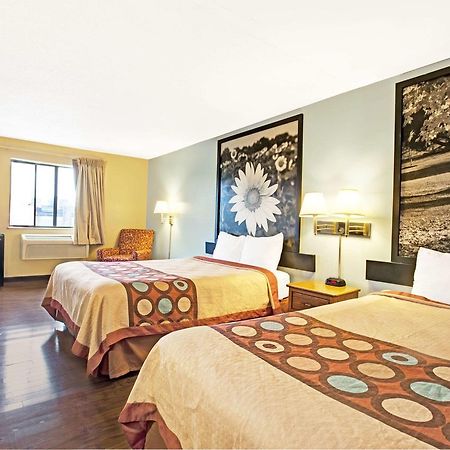 Super 8 By Wyndham Baltimore/Essex Area Dış mekan fotoğraf