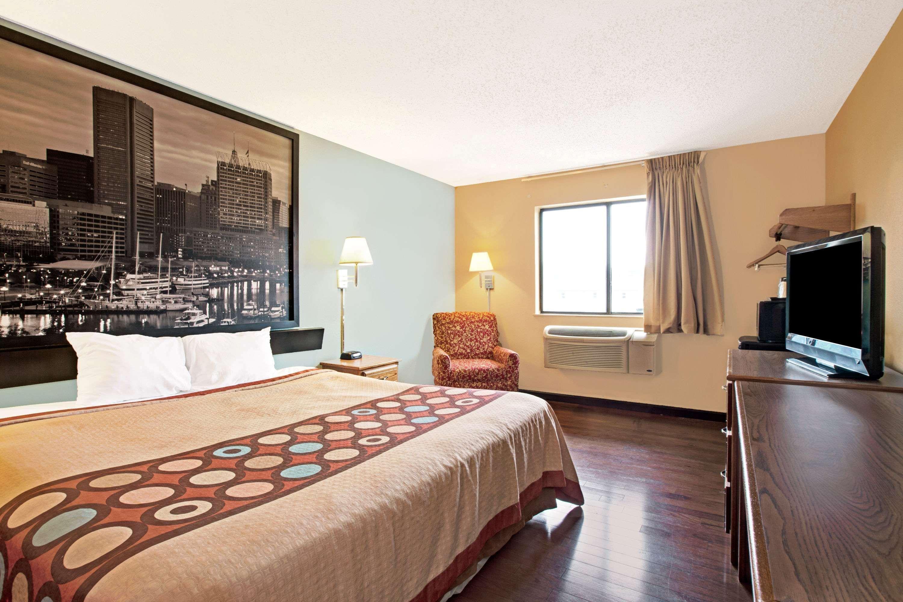 Super 8 By Wyndham Baltimore/Essex Area Dış mekan fotoğraf