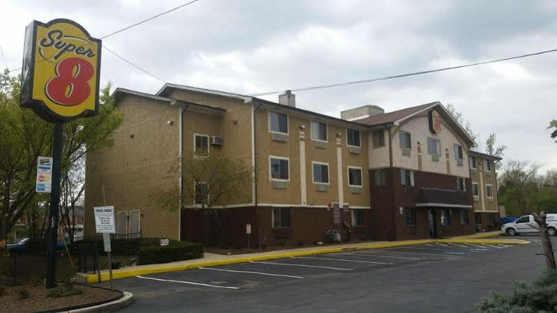 Super 8 By Wyndham Baltimore/Essex Area Dış mekan fotoğraf